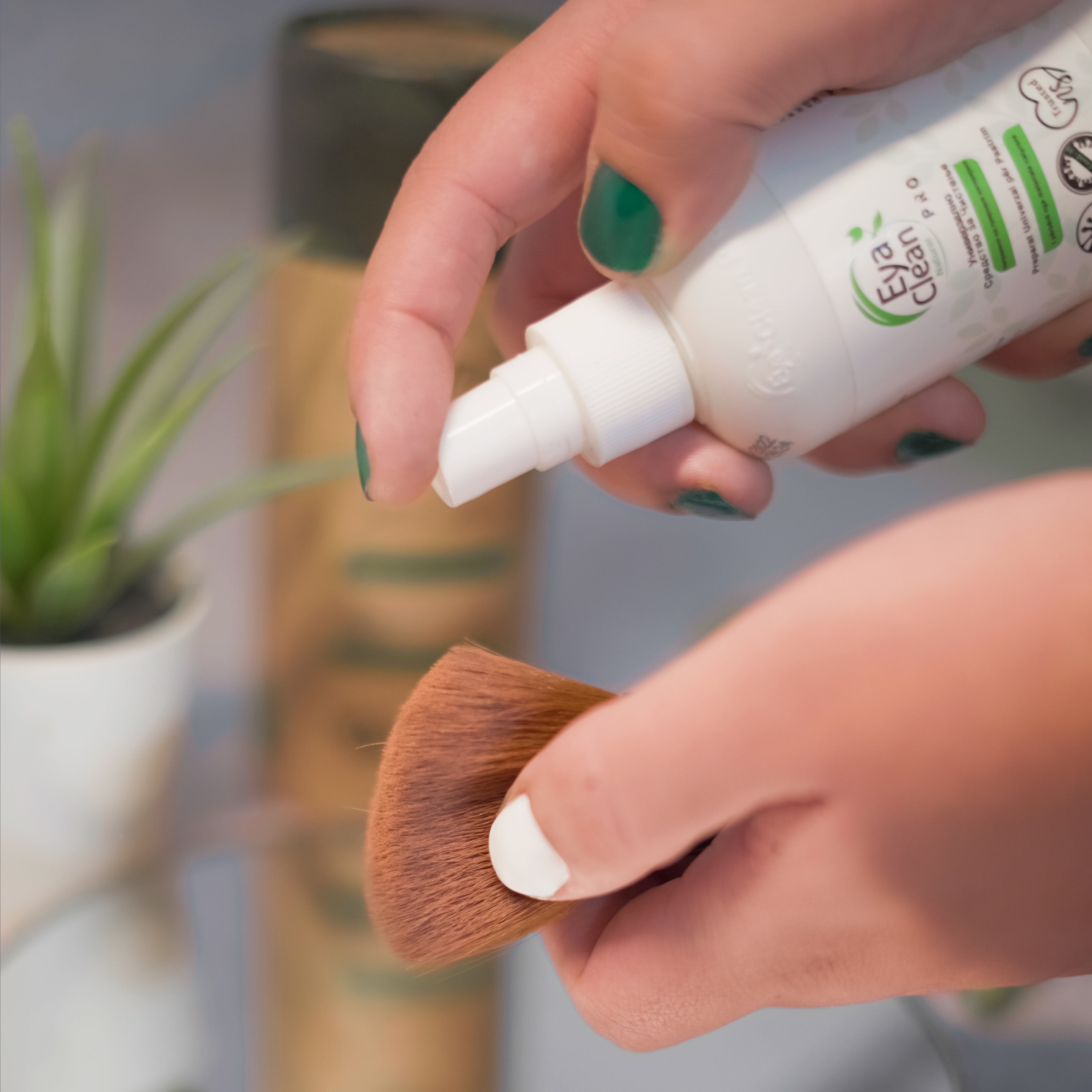 Eya Clean Pro Daily - 350 ML